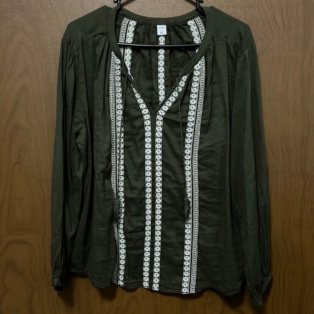 Old navy olive green blouse size large